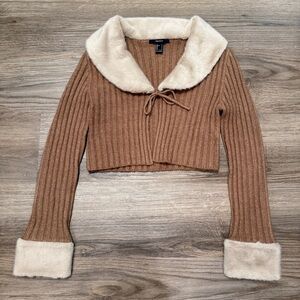 FOREVER 21 Faux Fur Collar Knit Cardigan | Size SMALL